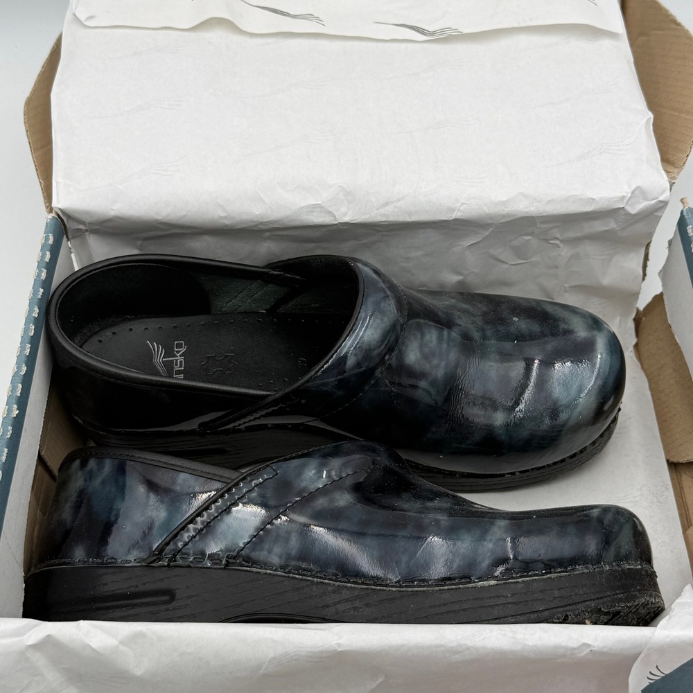 Dansko Professional Blue Marbled Patent Clogs Womens 39 506-750202 Nursing Shoes